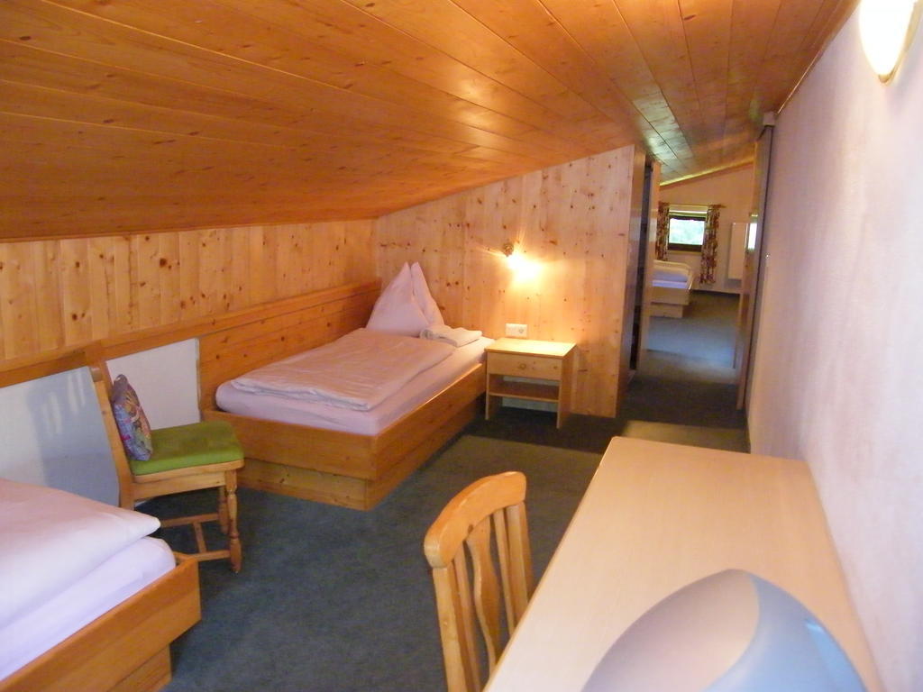Katharina'S Sleepover - Budget Holiday Home Kaprun Bilik gambar